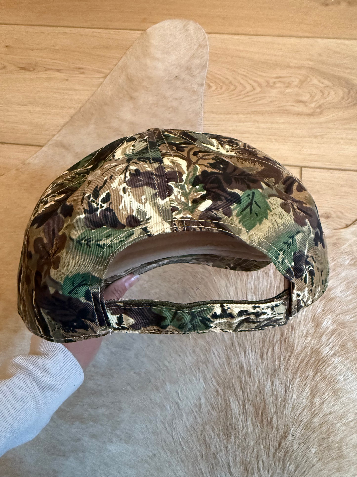 Unapologetically Conservative Cap