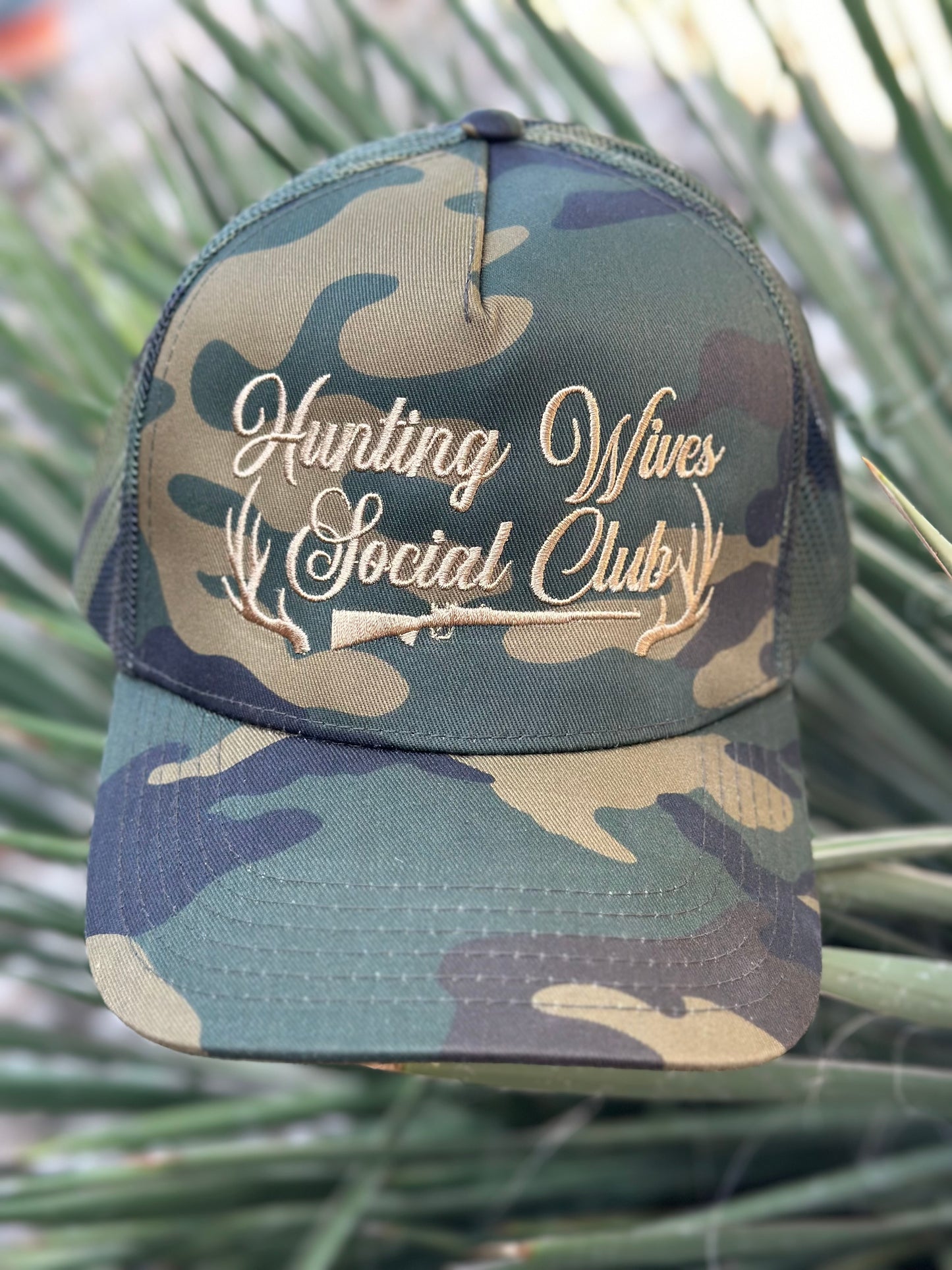 Hunting Wives Social Club